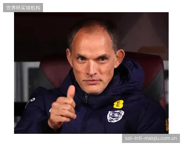 图赫尔意外放弃福登与帕尔默,英格兰队中场技术细腻度下降,赖斯与贝林汉姆的防守覆盖面临考验。 图赫尔意外放弃福登与帕尔默,英格兰队中场技术细腻度下降,赖斯与贝林汉姆的防守覆盖面临考验。